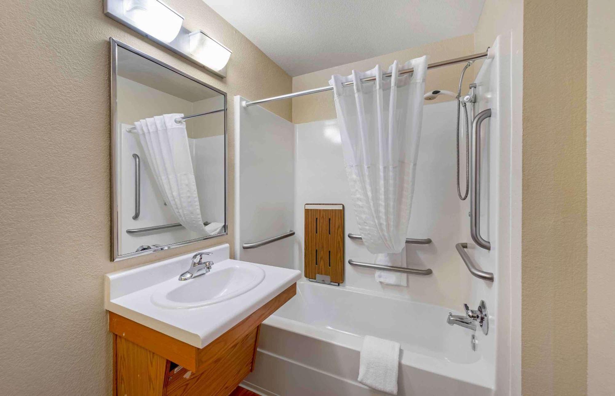 Extended Stay America Select Suites - Colorado Springs - Airport מראה חיצוני תמונה
