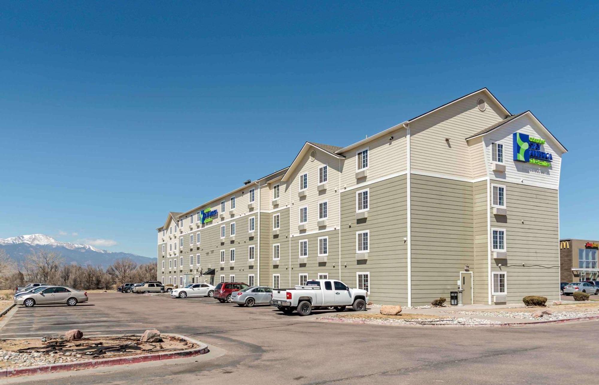 Extended Stay America Select Suites - Colorado Springs - Airport מראה חיצוני תמונה